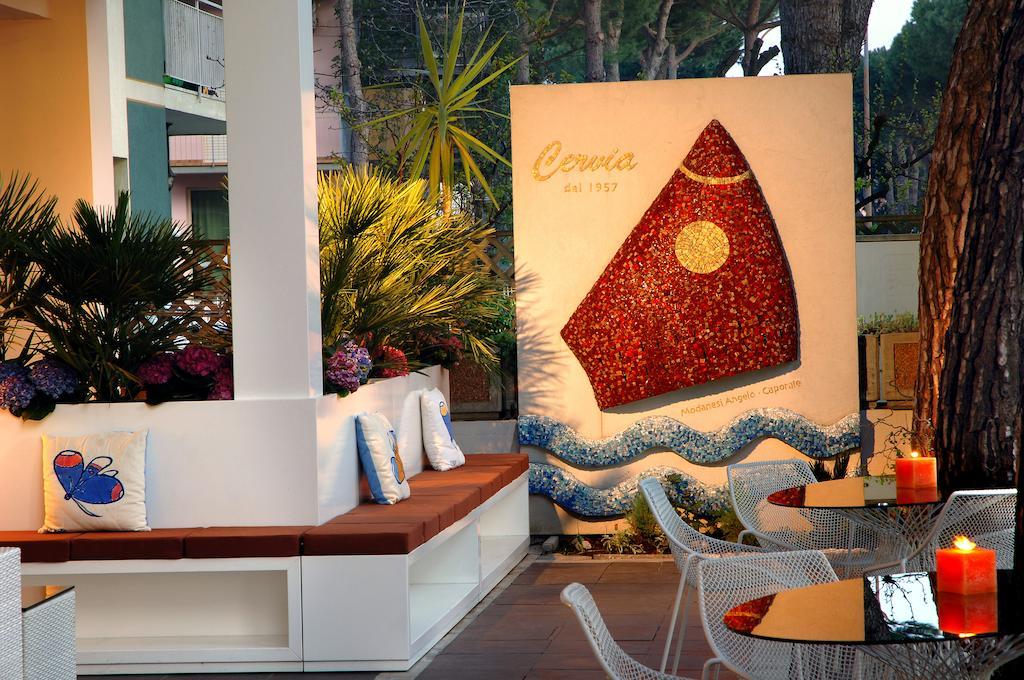 Hotel Eros Residence Cervia Exterior foto